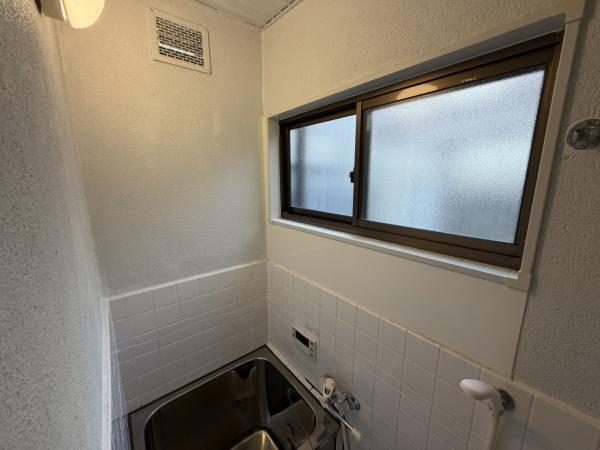 高安町北5丁目テラスハウス