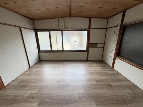 高安町北5丁目テラスハウス