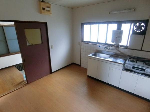 高安町北5丁目テラスハウス