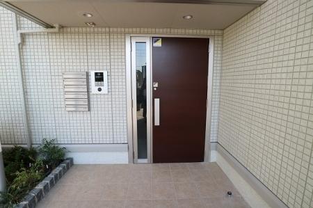 柏原市片山町のハイツ