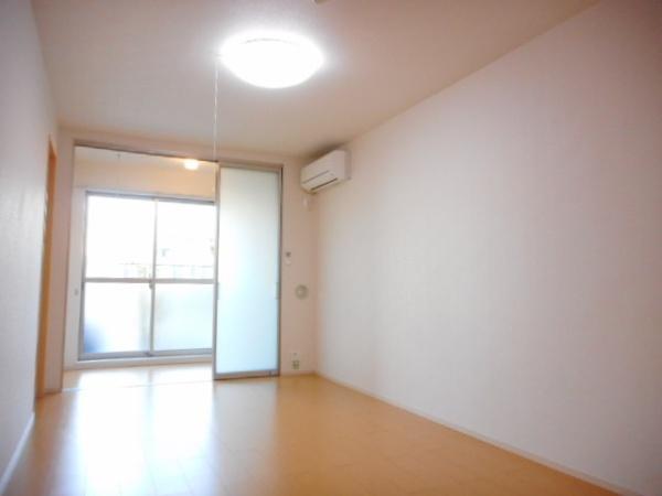 アンジュ　ド　ルミエール