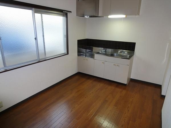 羽曳野市島泉６丁目のハイツ