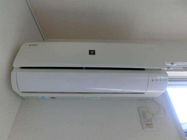 松原市松ケ丘２丁目のアパート