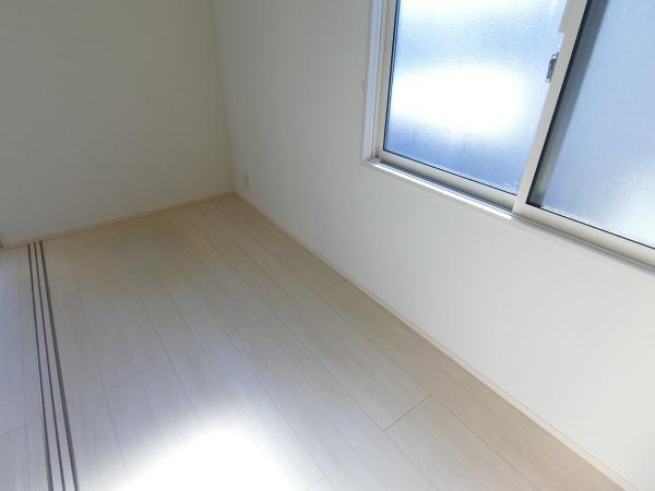 松原市松ケ丘２丁目のアパート