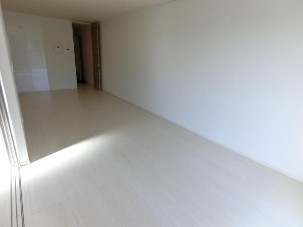 松原市松ケ丘２丁目のアパート