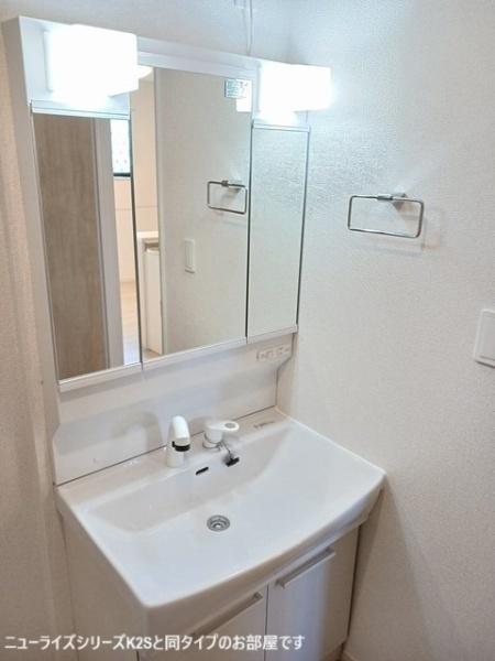 羽曳野市野々上３丁目のアパート