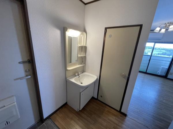 白石マンション