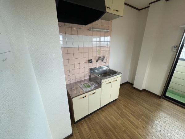 白石マンション
