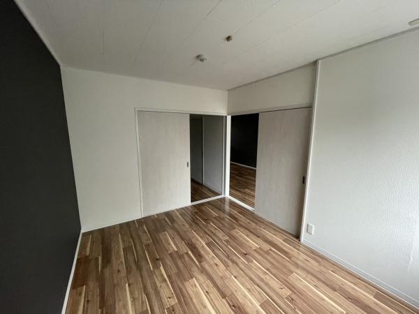 羽曳野市高鷲９丁目のマンション