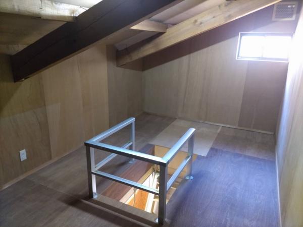 堺市堺区北三国ヶ丘町８丁の貸家