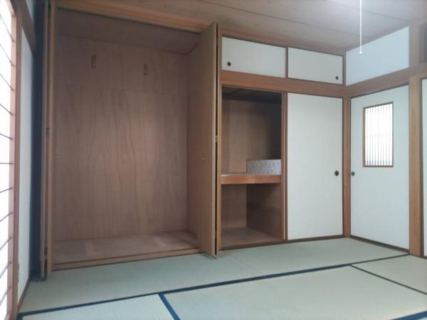堺市堺区北三国ヶ丘町８丁の貸家