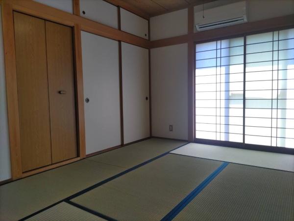 堺市堺区北三国ヶ丘町８丁の貸家