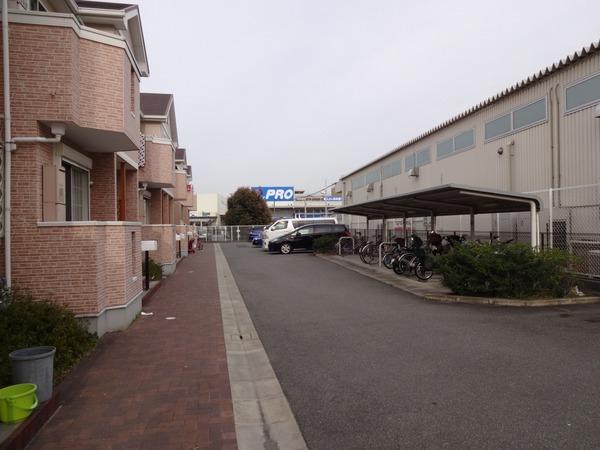 羽曳野市伊賀４丁目のハイツ