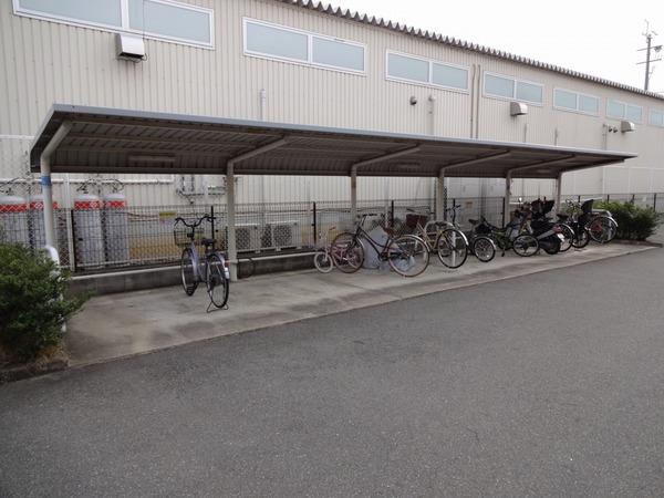 羽曳野市伊賀４丁目のハイツ