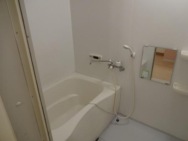 羽曳野市伊賀４丁目のハイツ