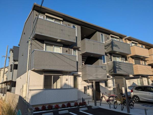 柏原市古町３丁目のアパート