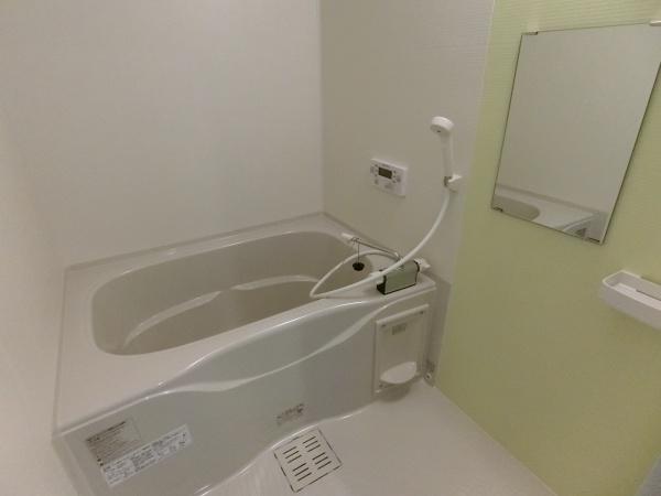羽曳野市軽里３丁目のアパート