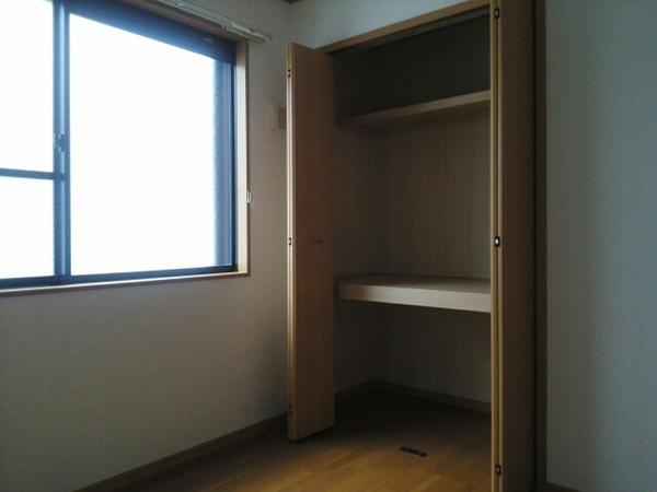 羽曳野市西浦６丁目のハイツ