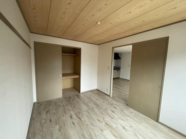 羽曳野市古市６丁目のハイツ