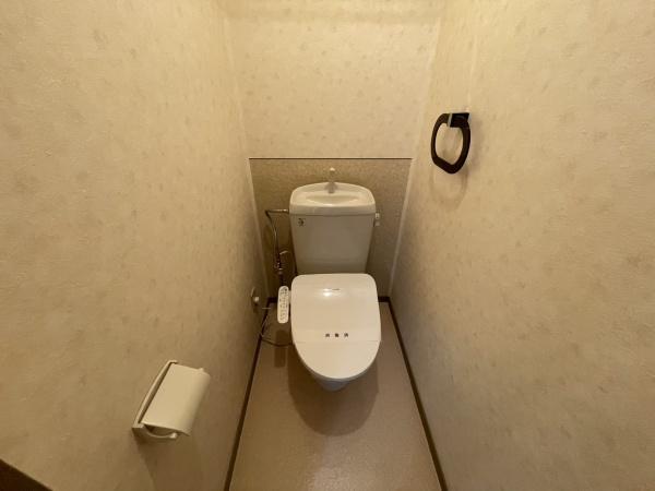 羽曳野市古市６丁目のハイツ