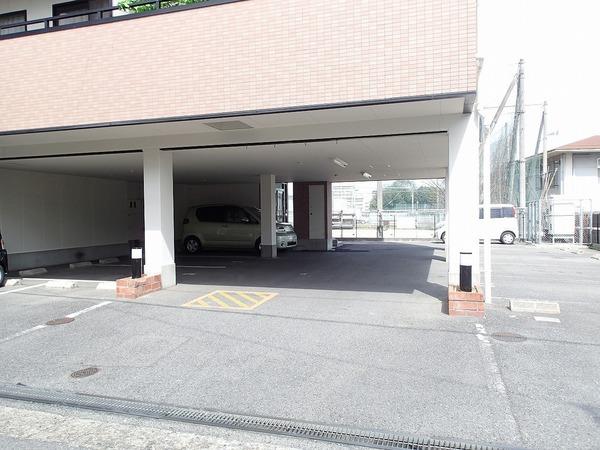 羽曳野市野々上４丁目のマンション