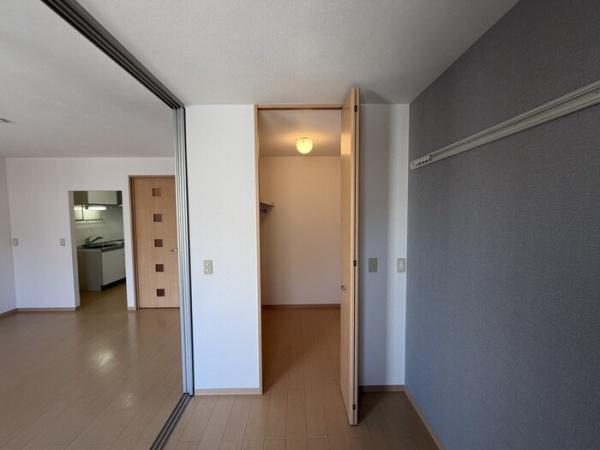 柏原市古町１丁目のハイツ