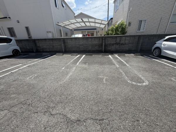柏原市古町１丁目のハイツ