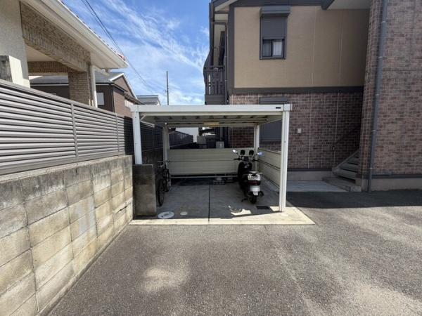 柏原市古町１丁目のハイツ