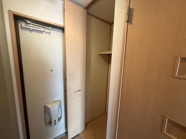 柏原市古町１丁目のハイツ