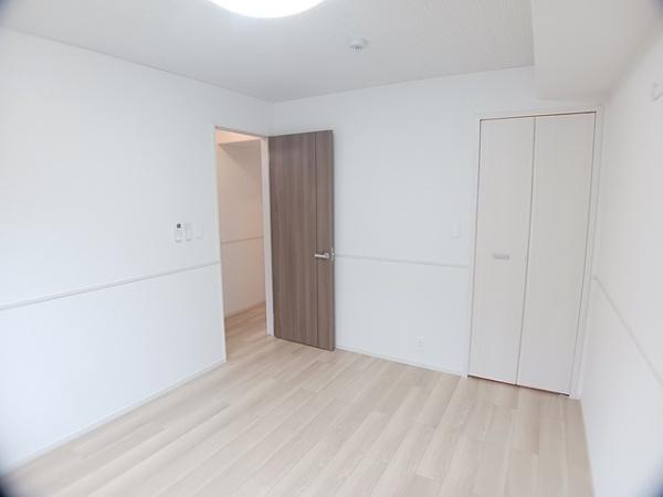 羽曳野市西浦４丁目のアパート