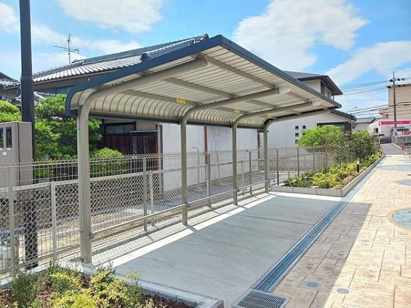 羽曳野市西浦４丁目のアパート