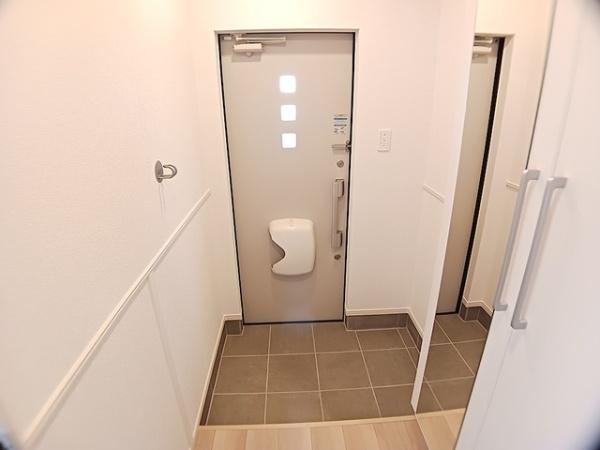 羽曳野市西浦４丁目のアパート