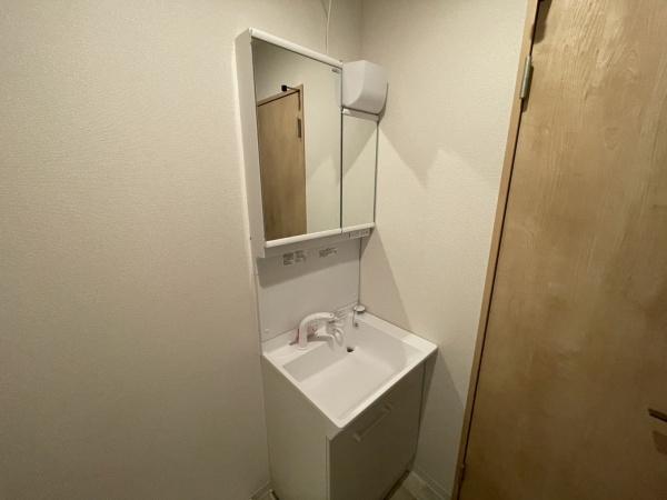 松原市高見の里２丁目のアパート