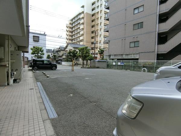 松原市上田３丁目のマンション