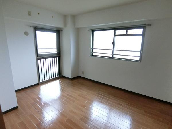 松原市上田３丁目のマンション