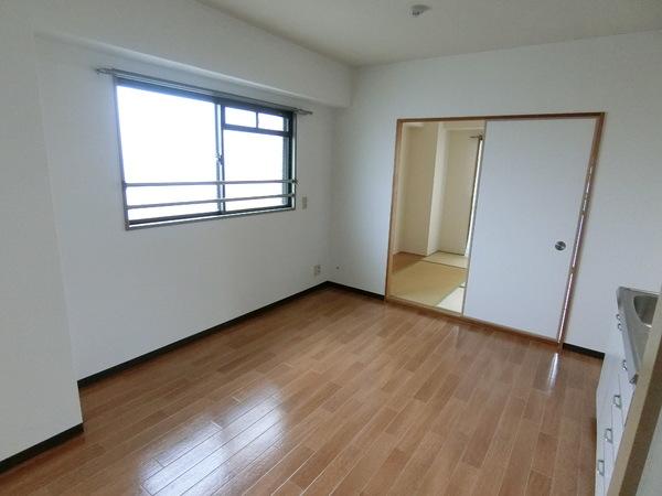 松原市上田３丁目のマンション