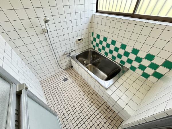 藤井寺市川北２丁目の貸家
