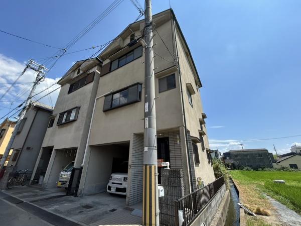 藤井寺市川北2丁目の貸家