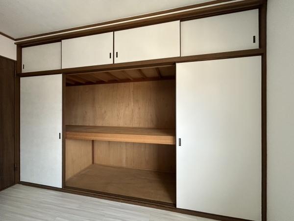 藤井寺市川北２丁目の貸家
