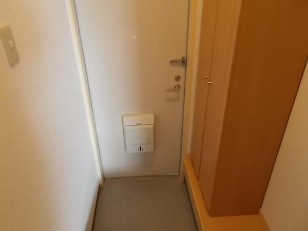 柏原市安堂町のハイツ