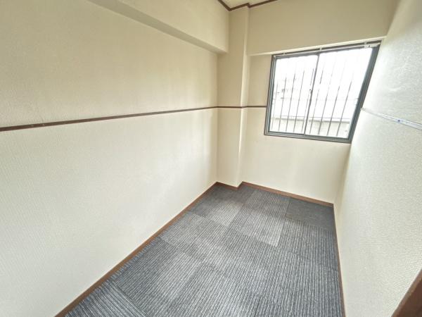 羽曳野市西浦１丁目のマンション