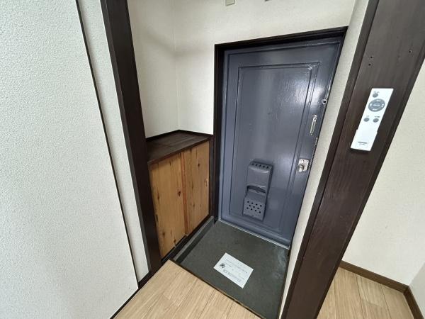 羽曳野市高鷲９丁目のマンション
