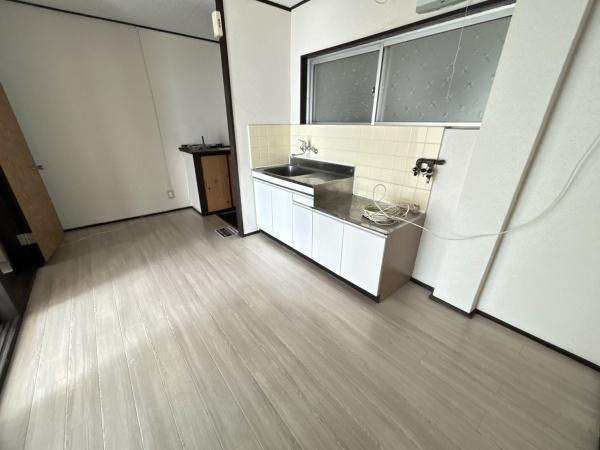 羽曳野市高鷲９丁目のマンション