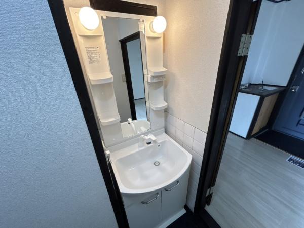 羽曳野市高鷲９丁目のマンション