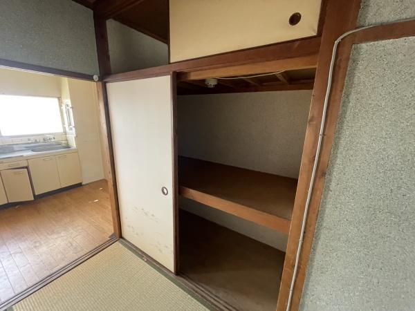 東大阪市西岩田３丁目のアパート