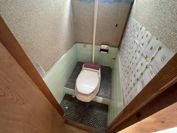 東大阪市西岩田３丁目のアパート