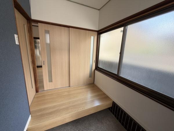 高安町北5丁目テラスハウス