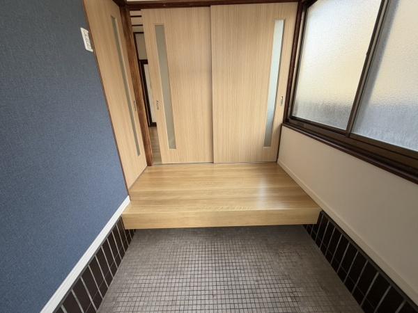 高安町北5丁目テラスハウス