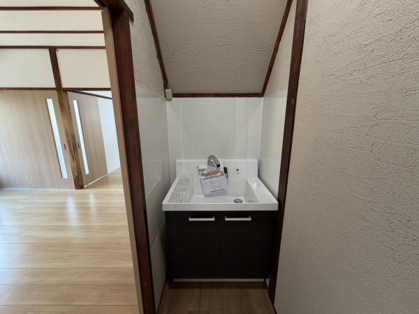 高安町北5丁目テラスハウス