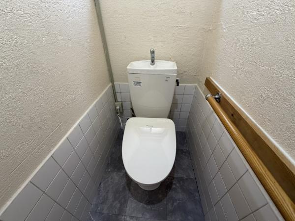 高安町北5丁目テラスハウス